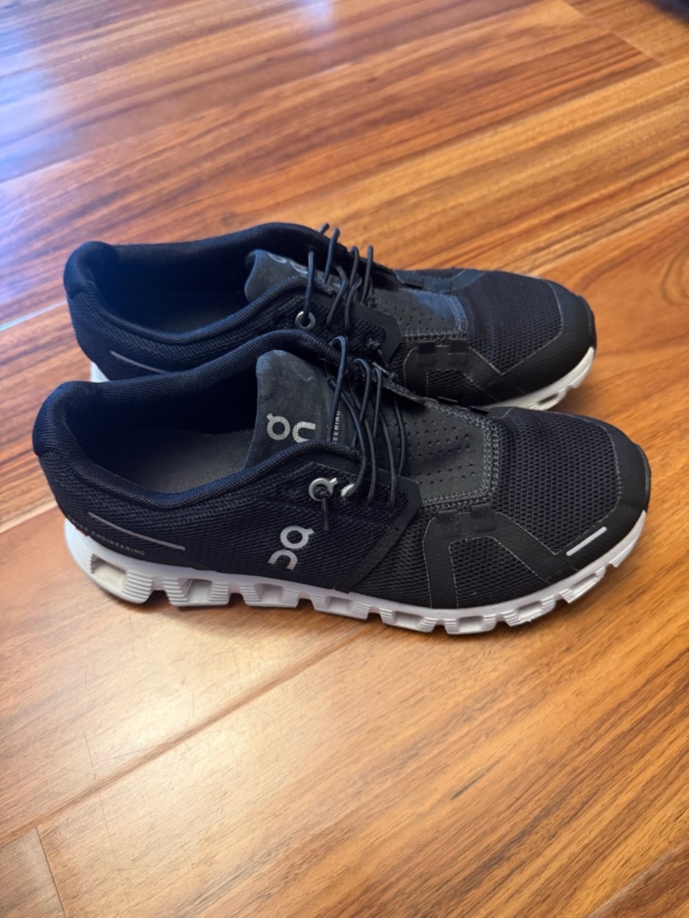 On Cloud Running Black Sneakers